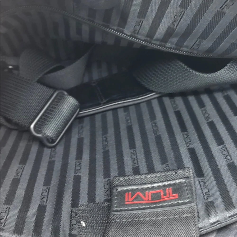 Tumi alpha pass®